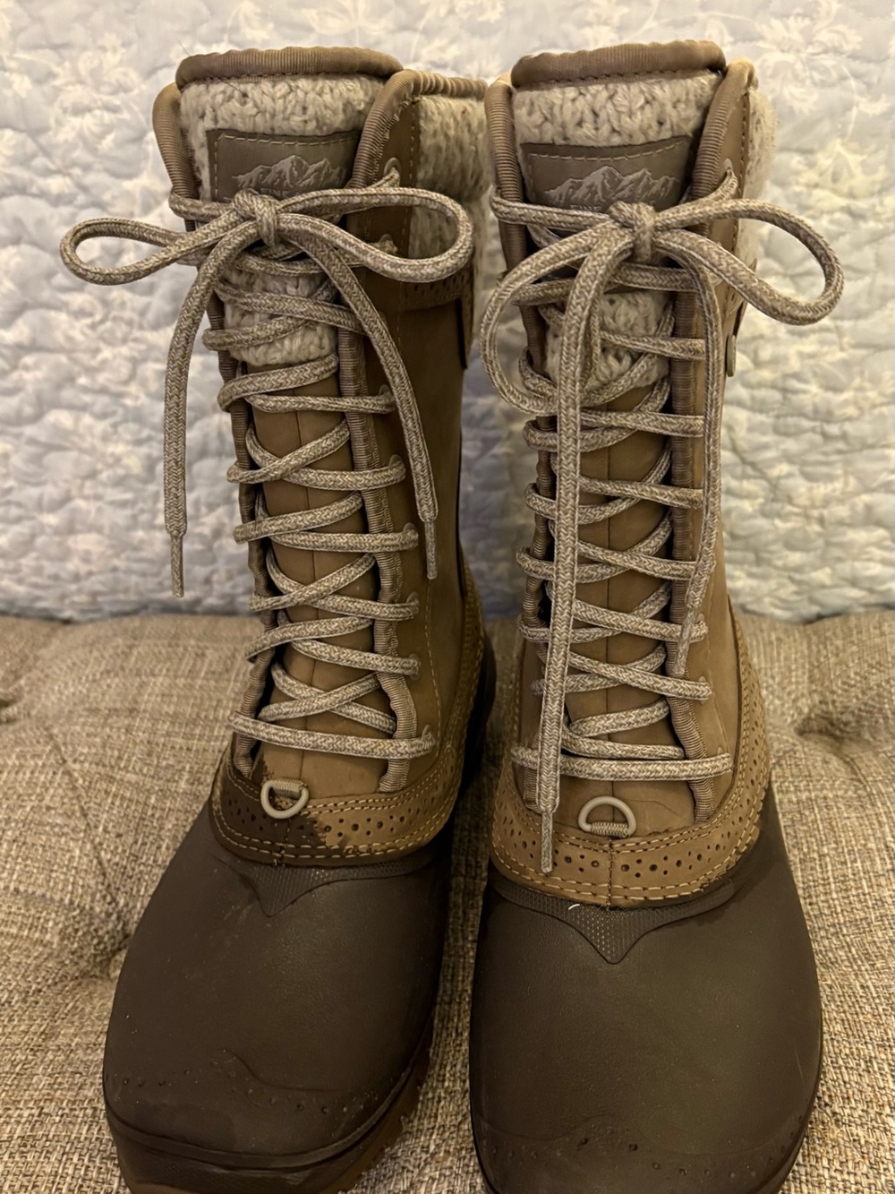 Women’s Brown Lace-Up Winter Boots - Insulated Waterproof Comfort